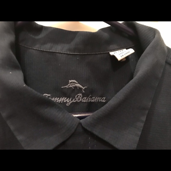 Tommy Bahama navy short sleeve silk shirt - Picture 1 of 2